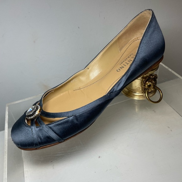 Valentino Garavani slik flats whit jefe les toe sz 7.5 made in italy - Picture 5 of 16